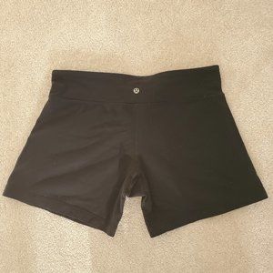 Lululemon black shorts